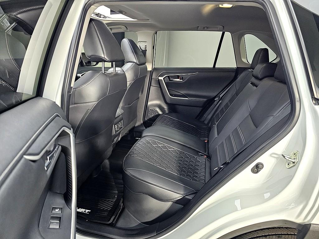 Toyota RAV4 - Vista 9