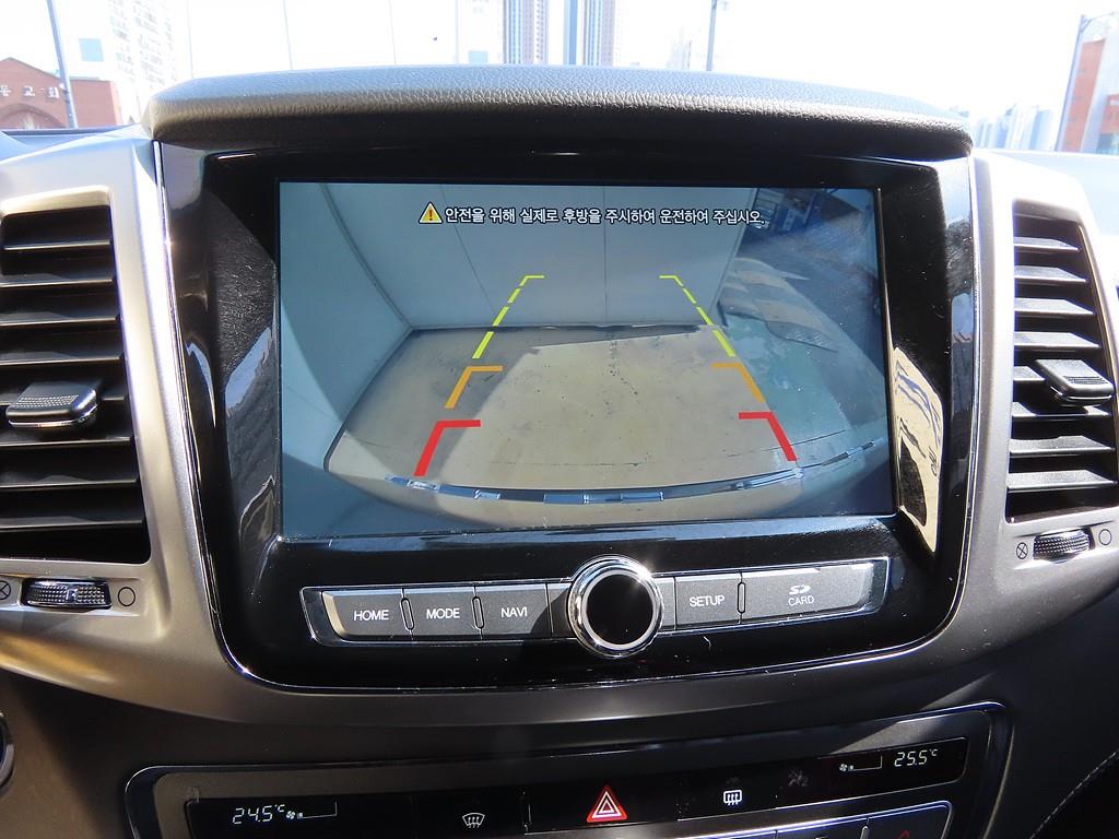 Ssangyong Rexton - Vista 9