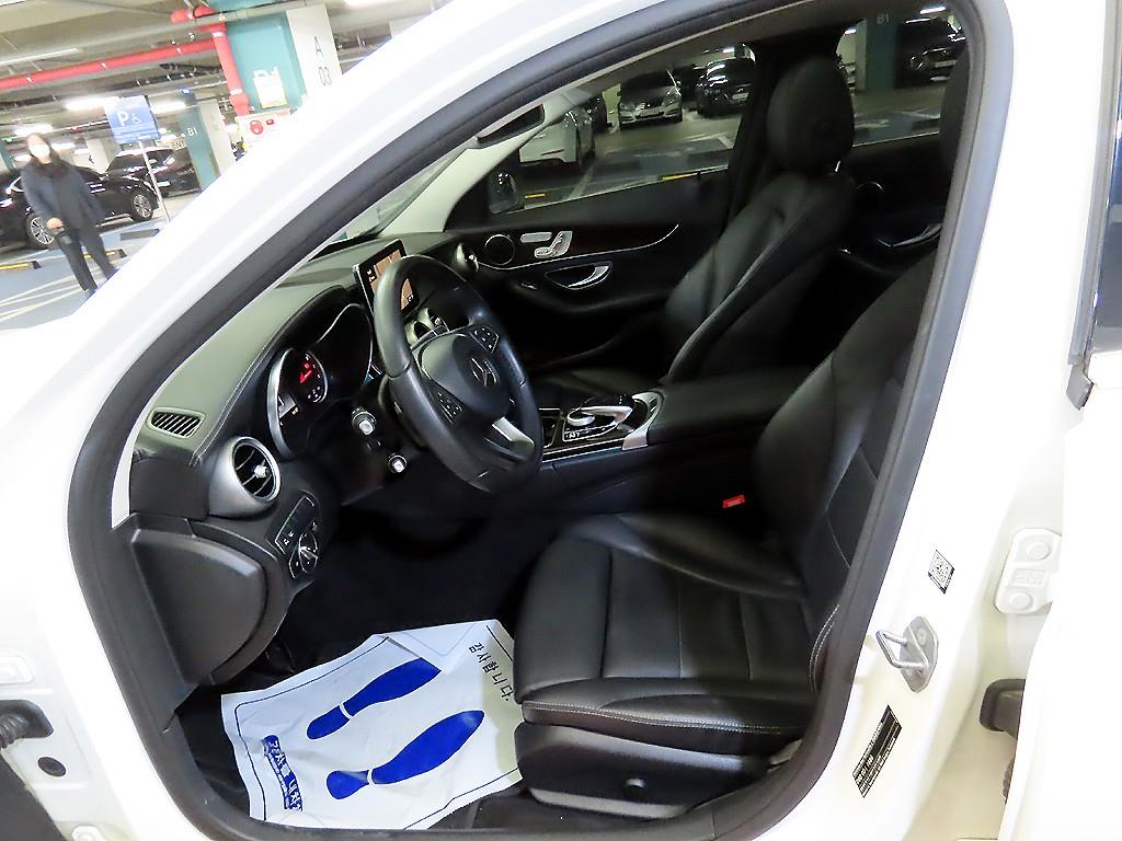 Mercedes Benz C Class - Vista 6