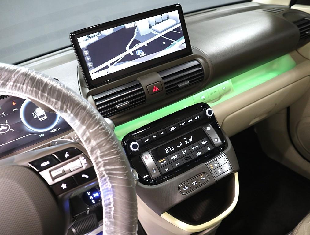 HYUNDAI Casper - Vista 11