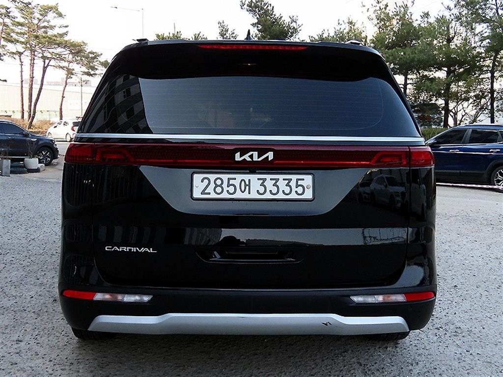 KIA Carnival - Vista 4