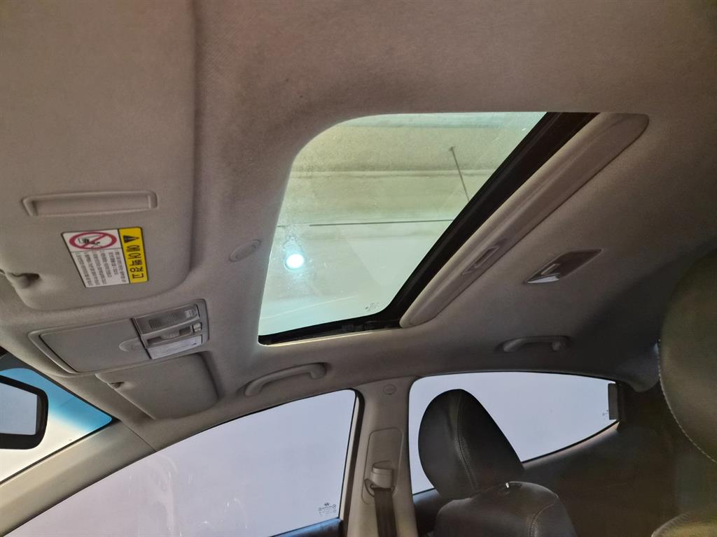 HYUNDAI Avante 2013 Blanco - Importación desde Corea - HF Imports Iquique - Foto 17