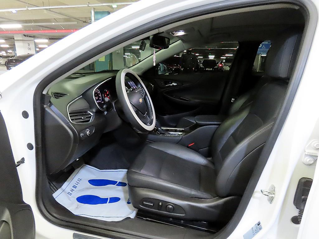 Chevrolet Malibu - Vista 6