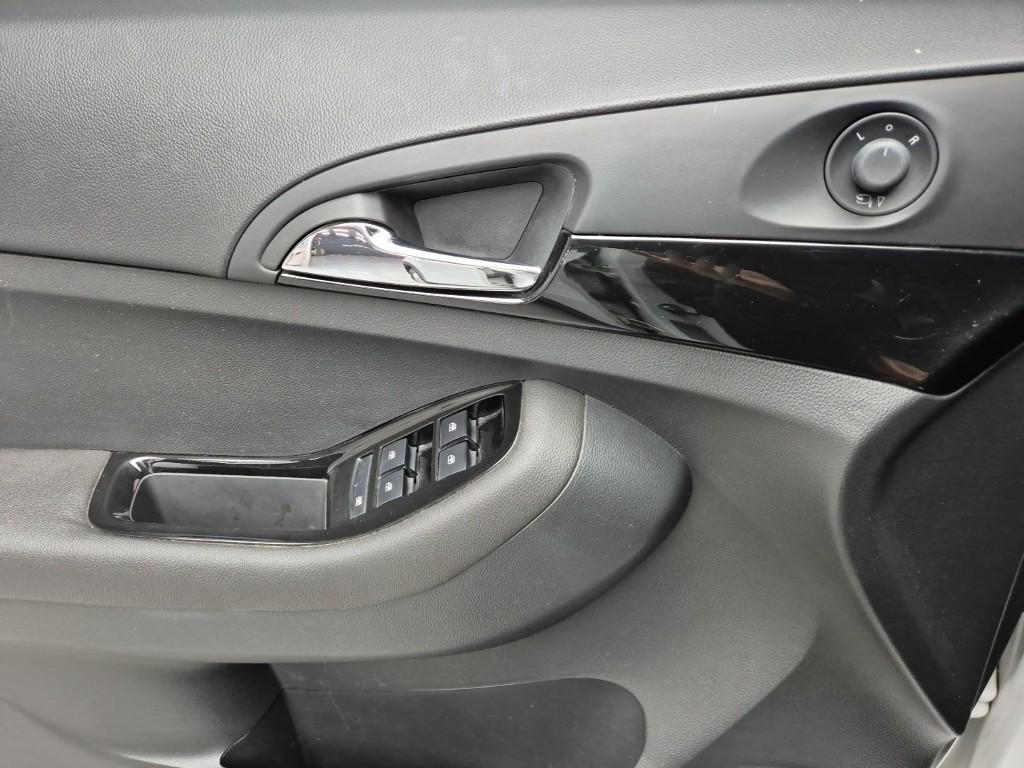 Chevrolet Orlando 2013 Blanco - Importación desde Corea - HF Imports Iquique - Foto 16