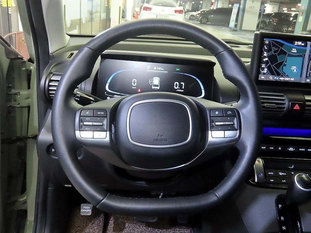 HYUNDAI Casper - Vista 8