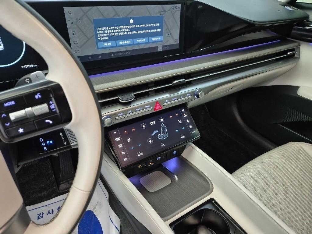 HYUNDAI Grandeur - Vista 10