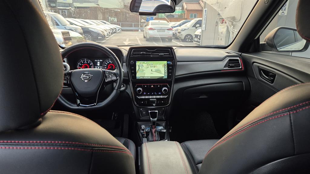 Ssangyong Tivoli - Vista 11