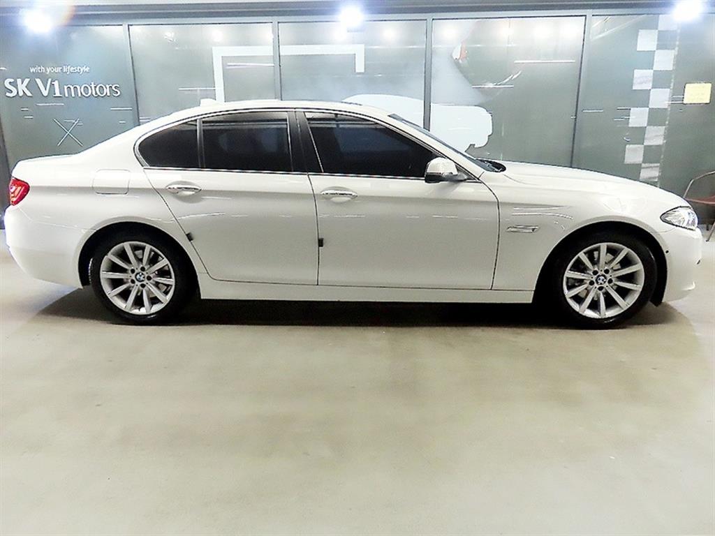 BMW 5 Series - Vista 3