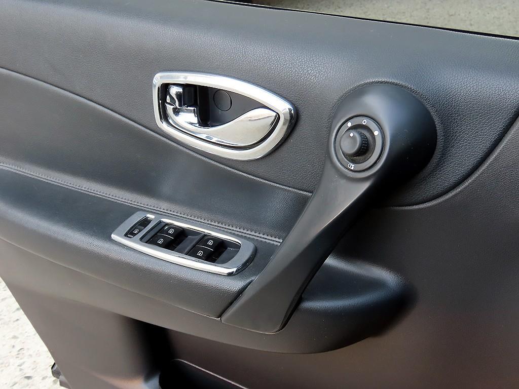 SAMSUNG QM5 - Vista 11