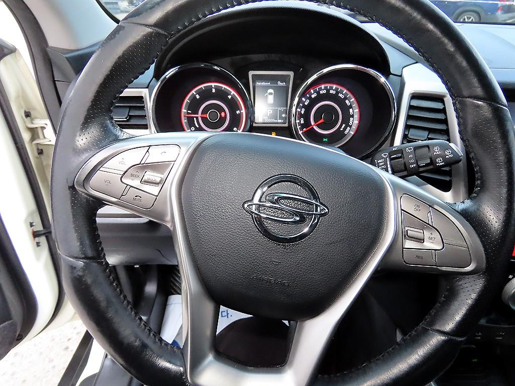 Ssangyong Tivoli - Vista 8