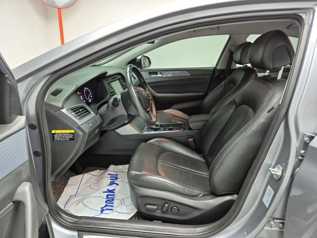 HYUNDAI Sonata - Vista 11