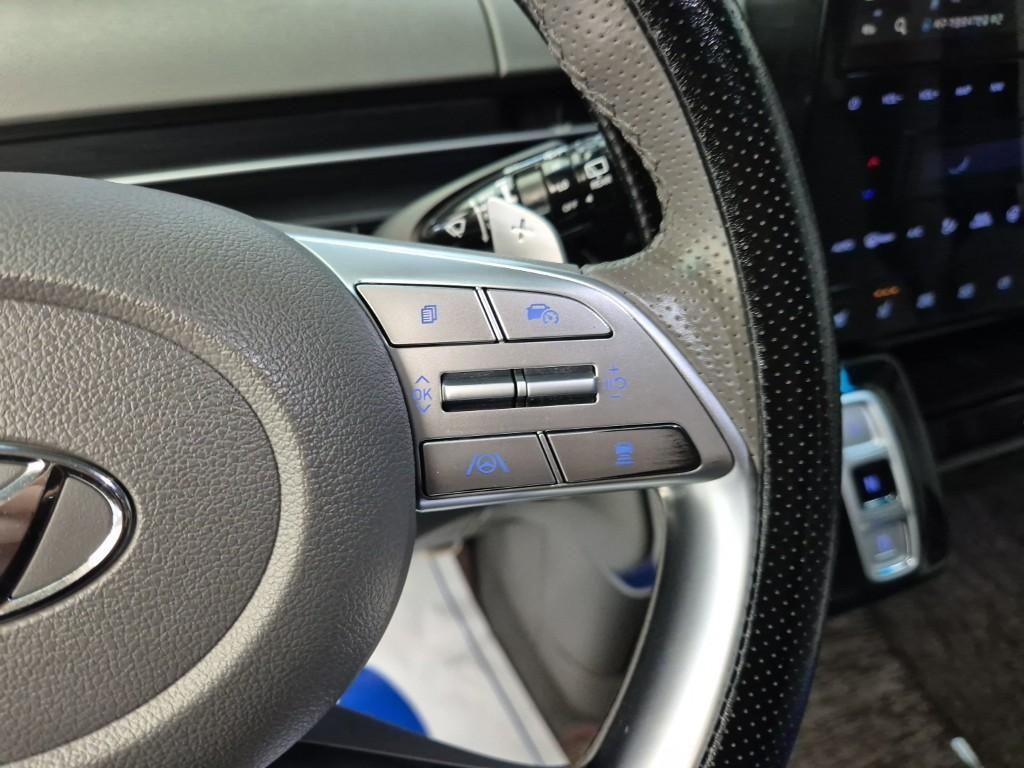 HYUNDAI Staria - Vista 11