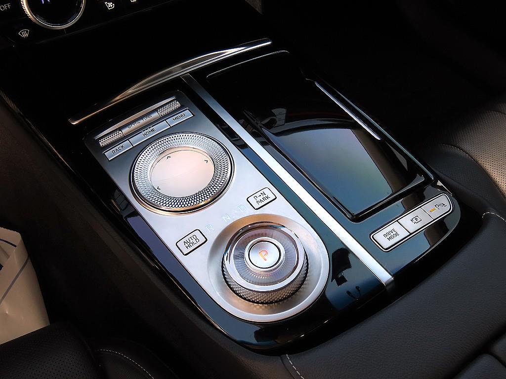 Genesis G80 - Vista 11