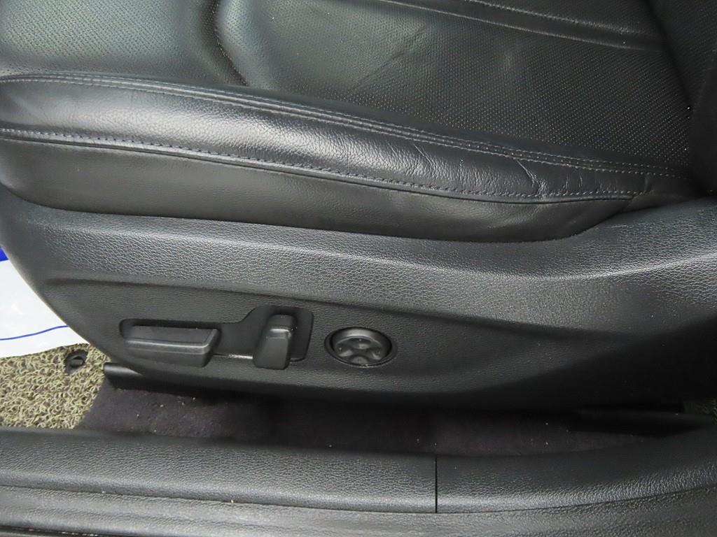 HYUNDAI Sonata - Vista 12