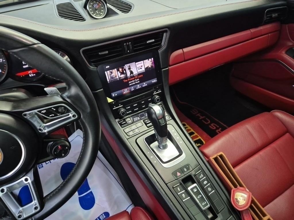 Porsche 911 - Vista 10