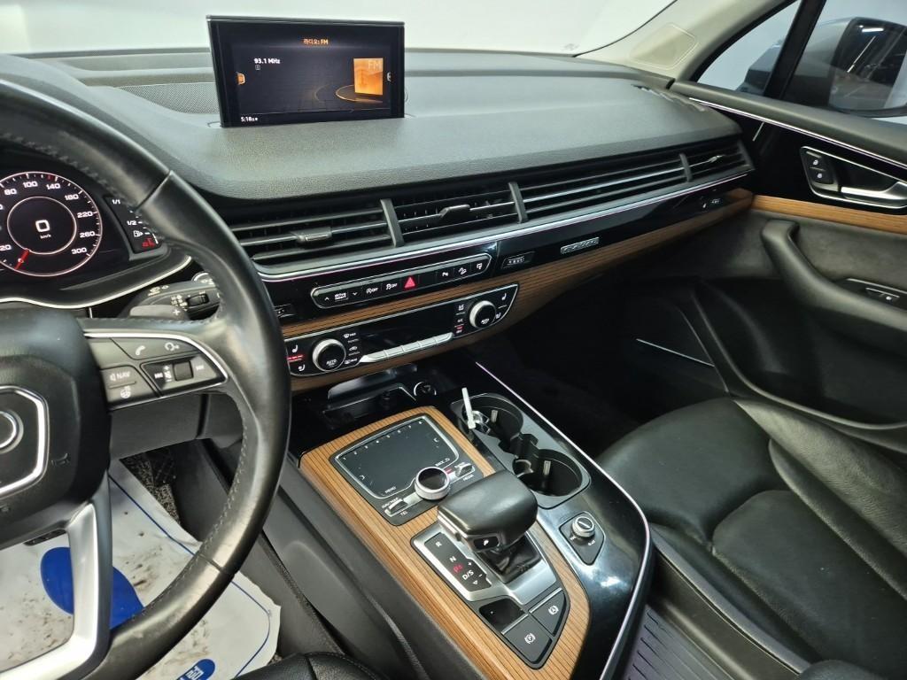 Audi Q7 - Vista 12