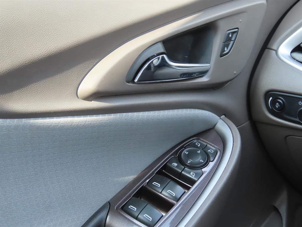 Chevrolet Malibu 2017 Azul - Importación desde Corea - HF Imports Iquique - Foto 12