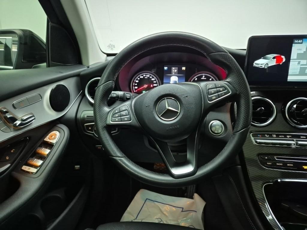 Mercedes Benz GLC Class - Vista 9