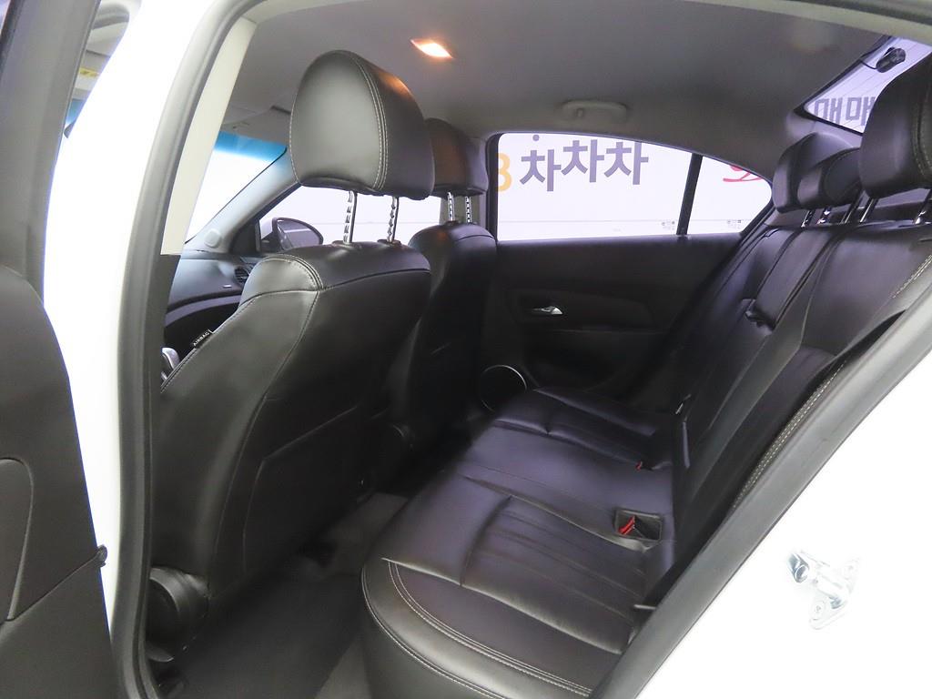 Chevrolet Cruise - Vista 6