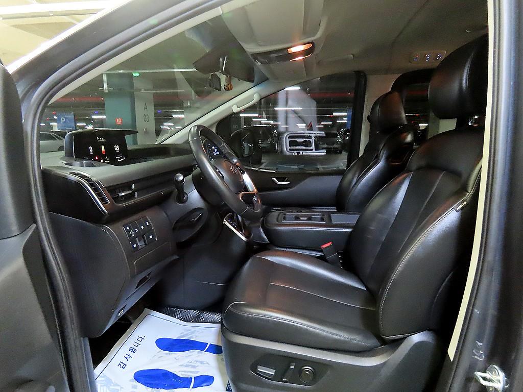 HYUNDAI Staria - Vista 6