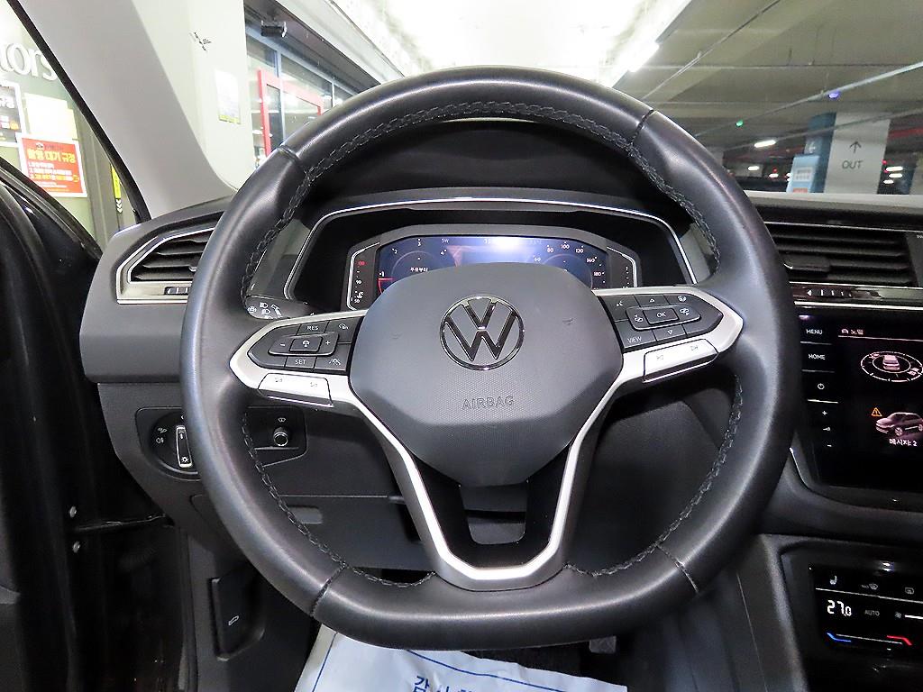 Volkswagen Tiguan - Vista 8