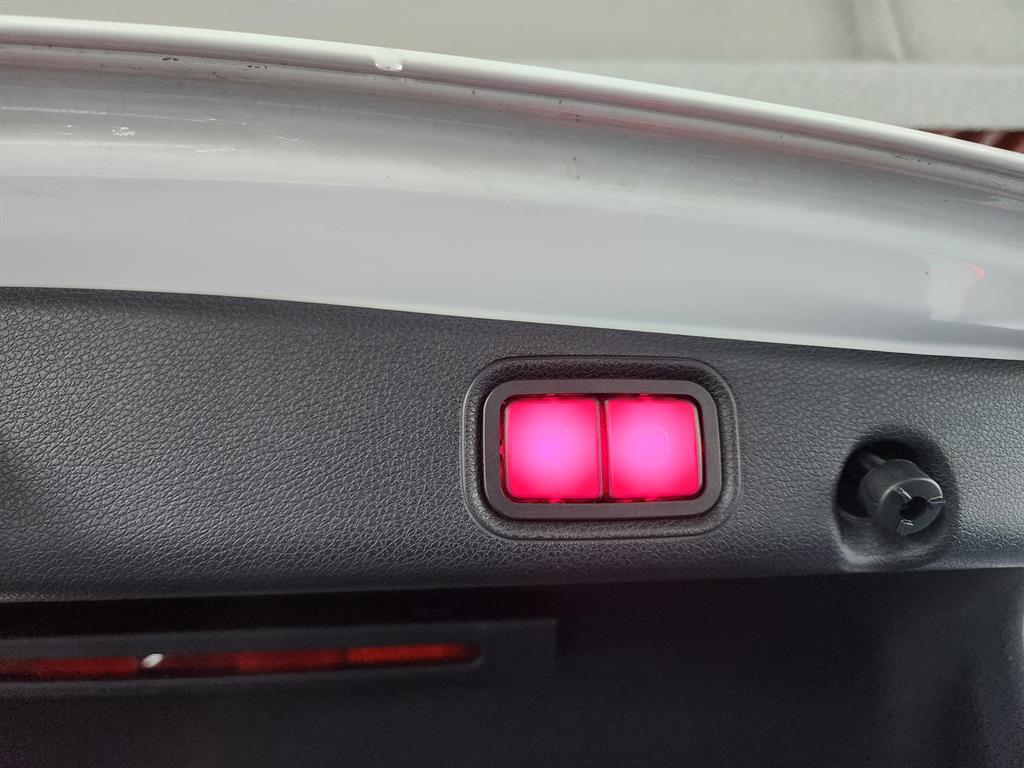 Mercedes Benz E class 2019 Blanco - Importación desde Corea - HF Imports Iquique - Foto 18