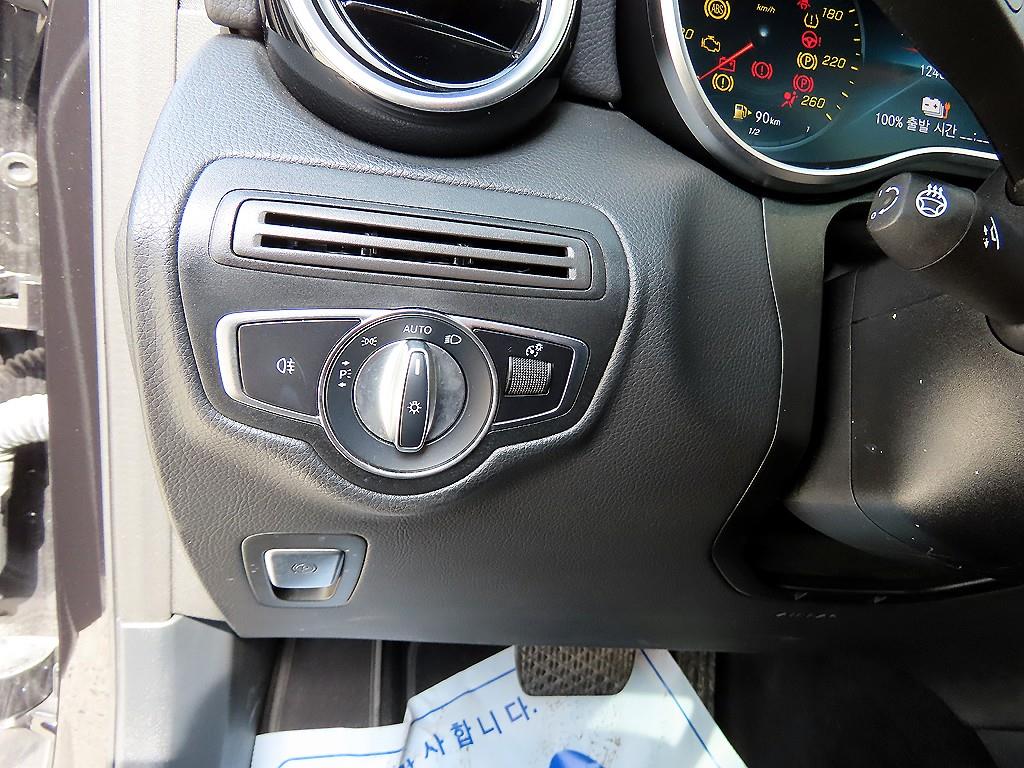 Mercedes Benz GLC Class - Vista 12