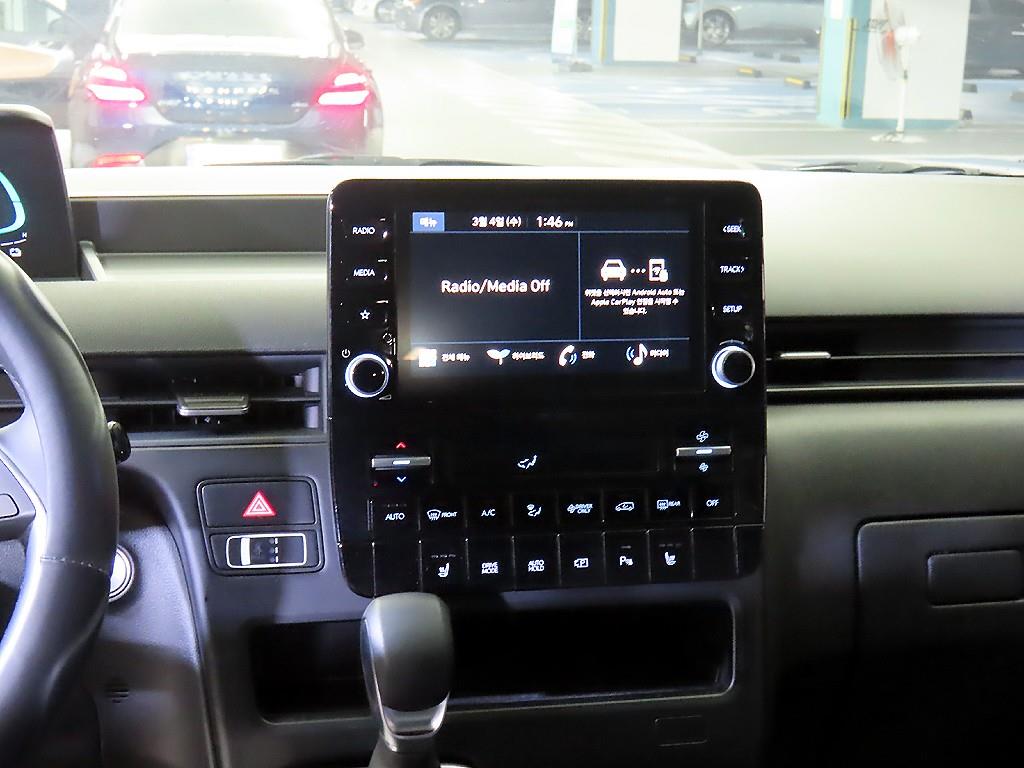 HYUNDAI Staria - Vista 11