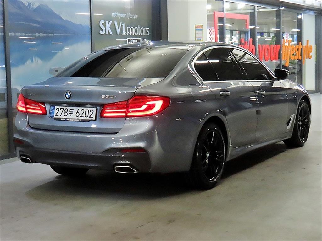 BMW 5 Series - Vista 4