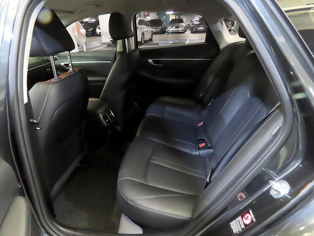 HYUNDAI Sonata - Vista 7