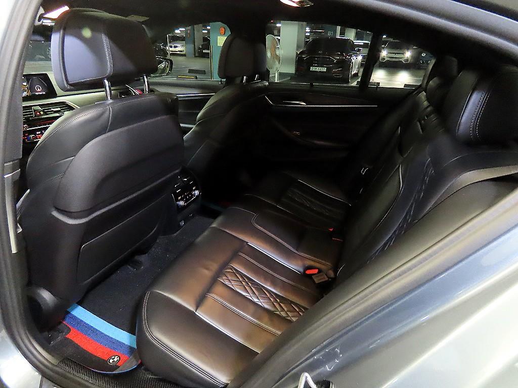 BMW 5 Series - Vista 7