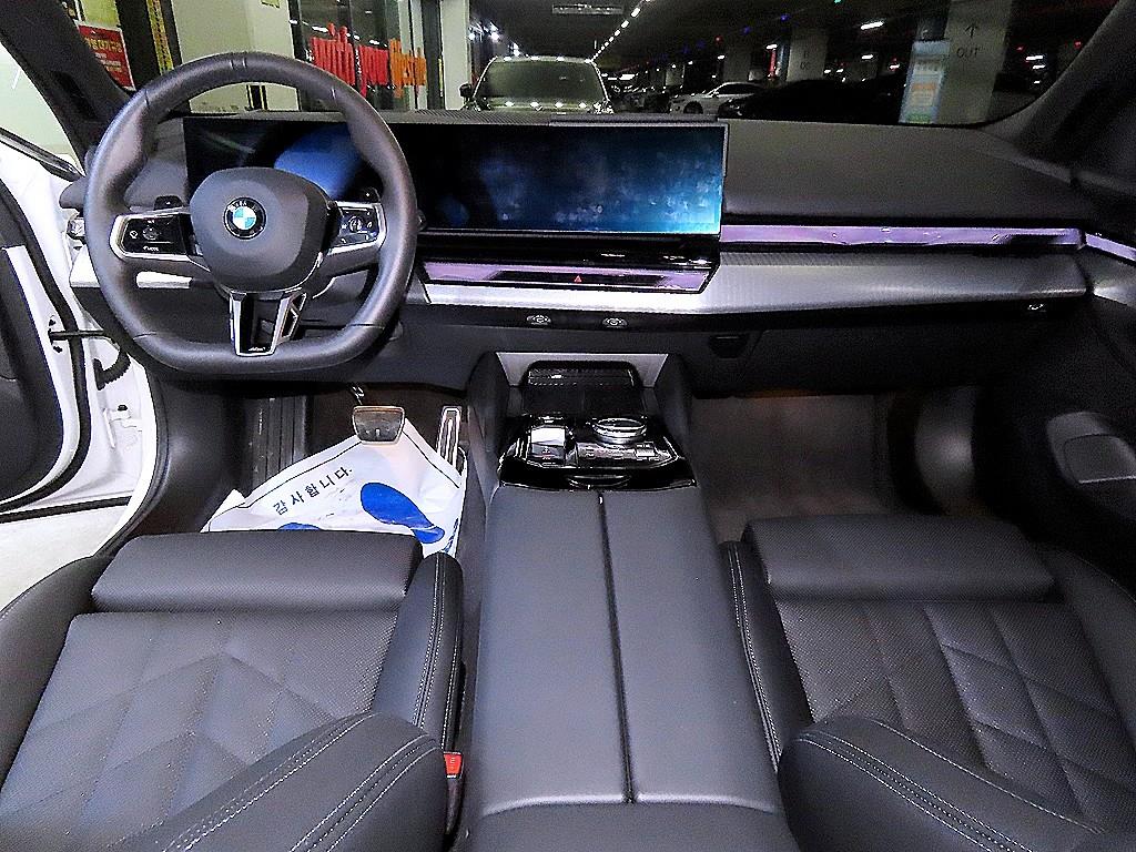 BMW 5 Series - Vista 10