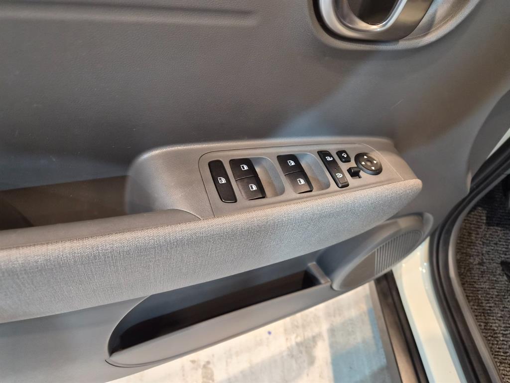 HYUNDAI Casper - Vista 11