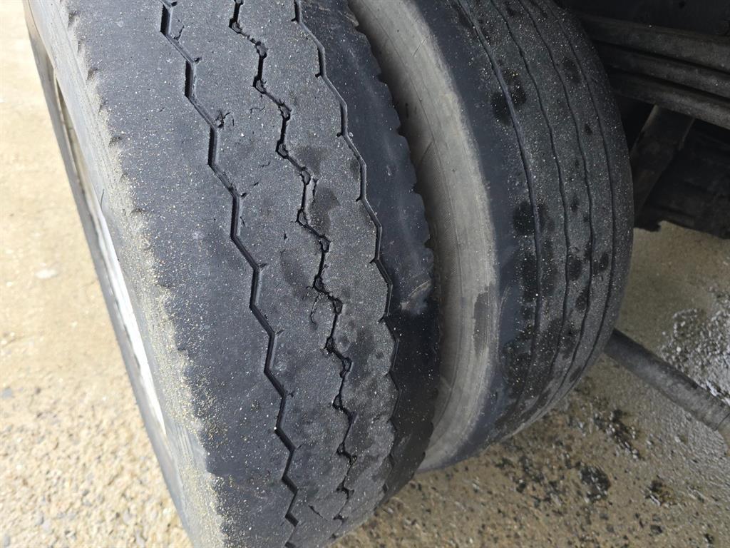 medium and large cargo Cargo - Vista 9