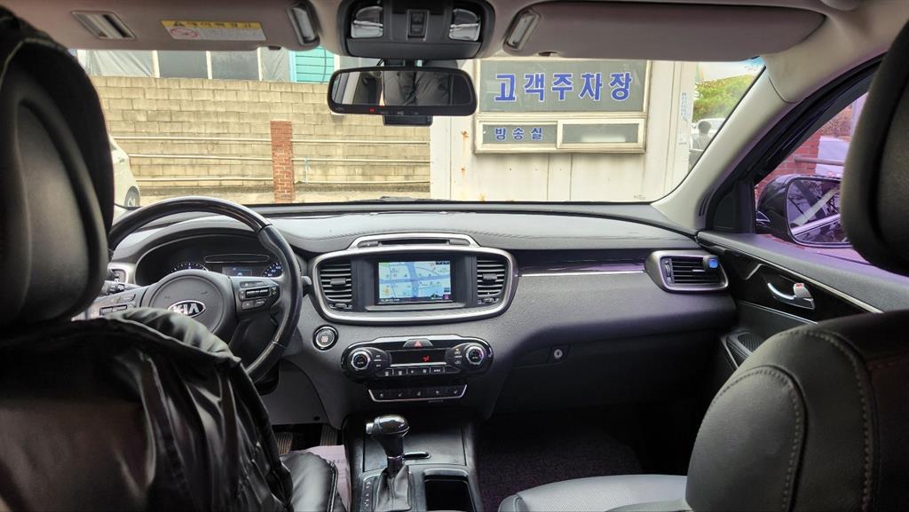 KIA Sorento - Vista 5