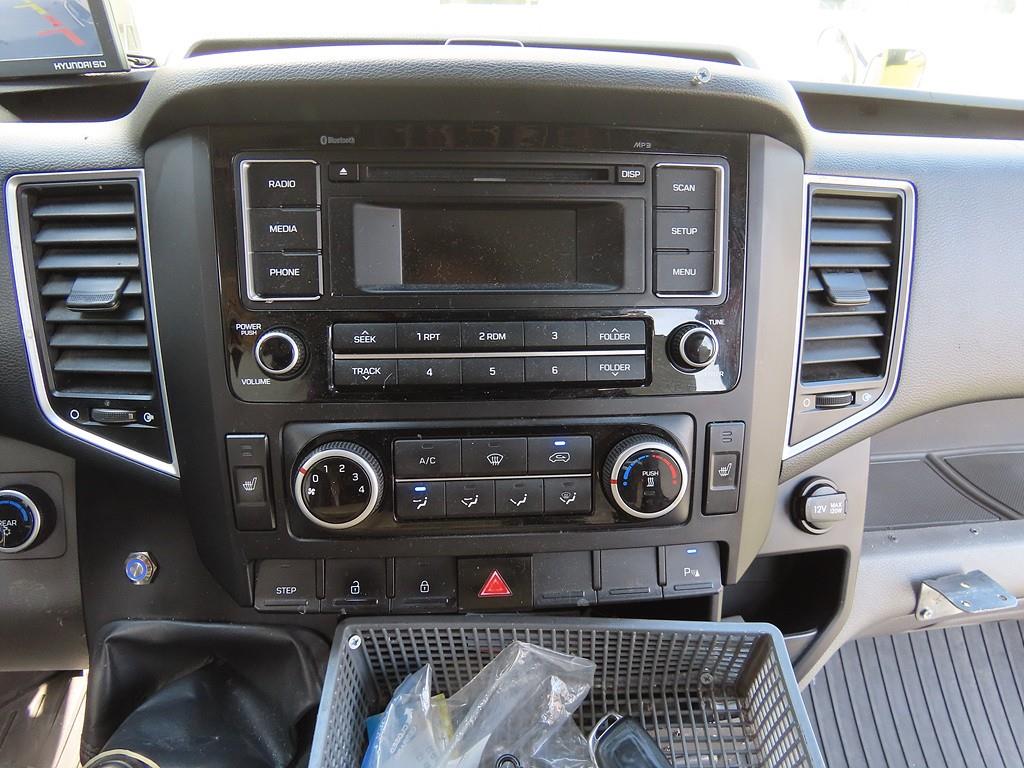 HYUNDAI Solati 2015 Amarillo - Importación desde Corea - HF Imports Iquique - Foto 14