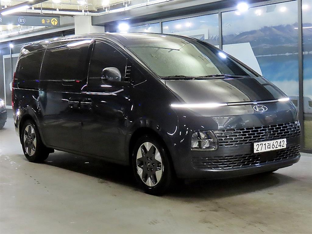 HYUNDAI Staria 2022 Gris - Importación desde Corea - HF Imports Iquique - Foto 1
