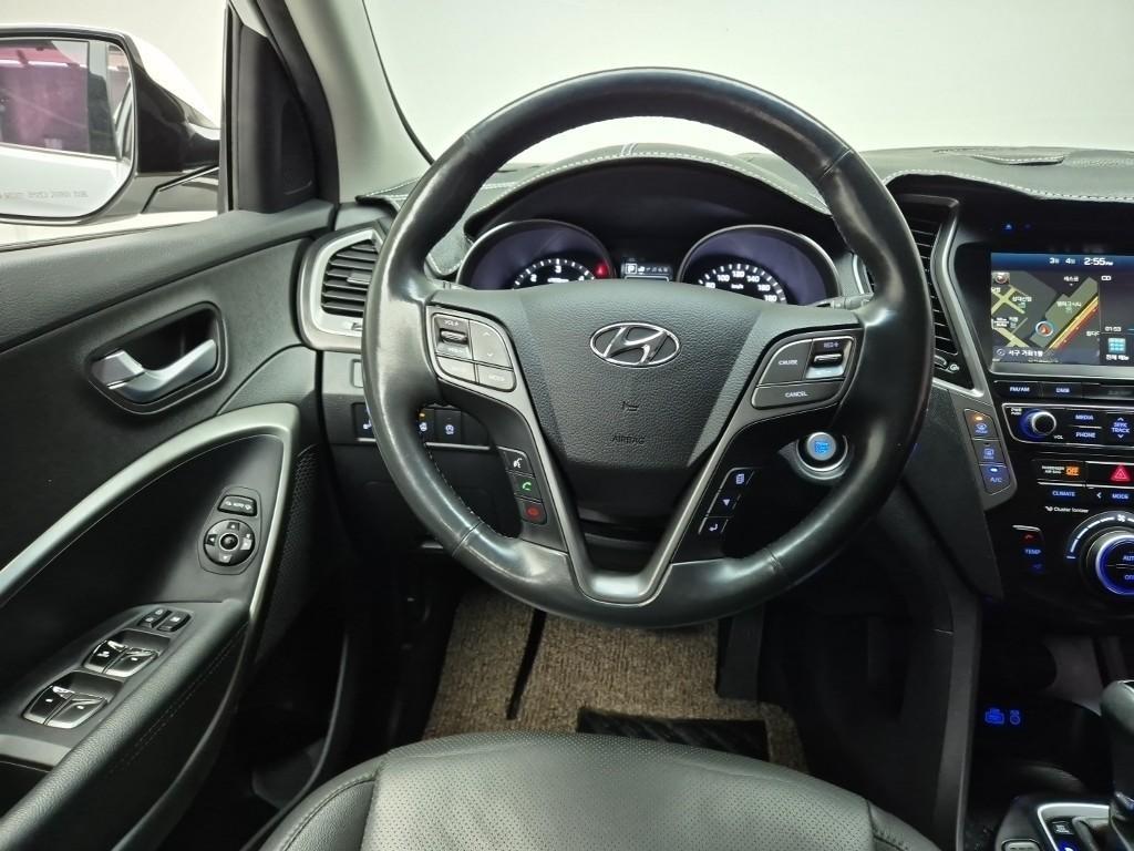 HYUNDAI Santa Fe - Vista 9