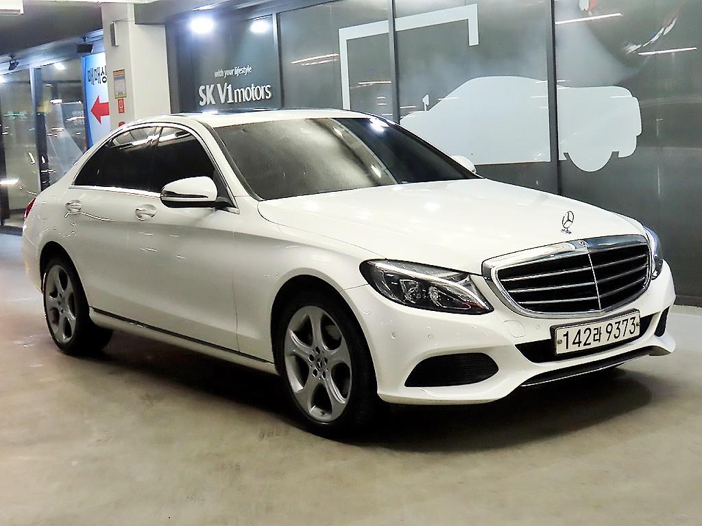 Mercedes Benz C Class 2018 Blanco - Importación desde Corea - HF Imports Iquique - Foto 1