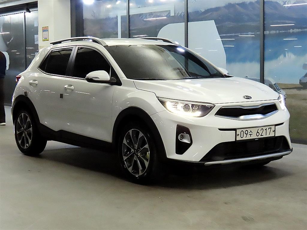 KIA Stonic 2019 Blanco - Importación desde Corea - HF Imports Iquique - Foto 1