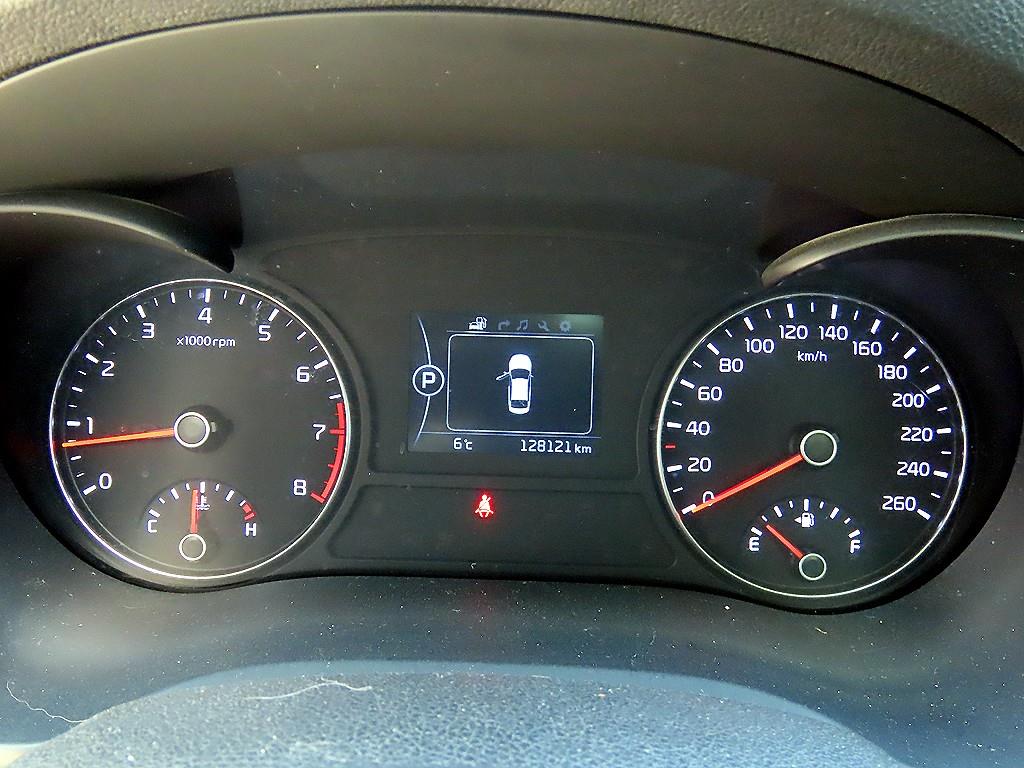 KIA K5 - Vista 9