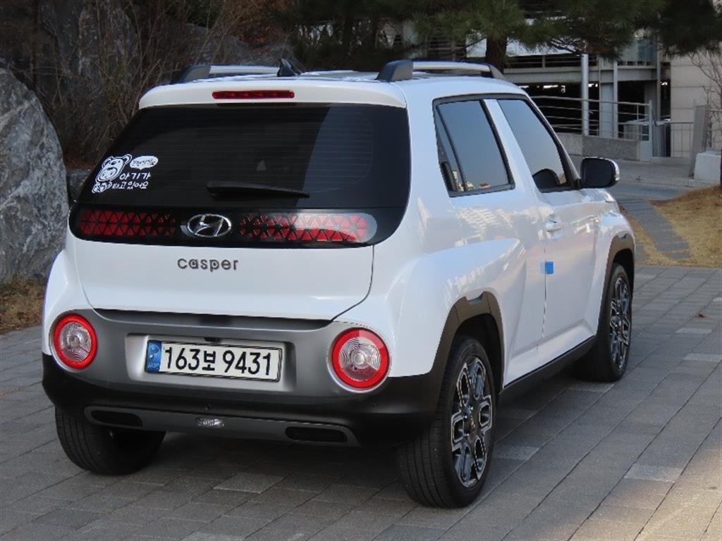 HYUNDAI Casper - Vista 5