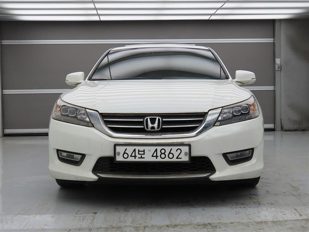 Honda Accord - Vista 2