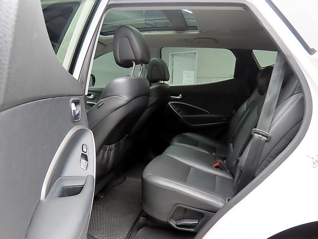 HYUNDAI Santa Fe - Vista 6