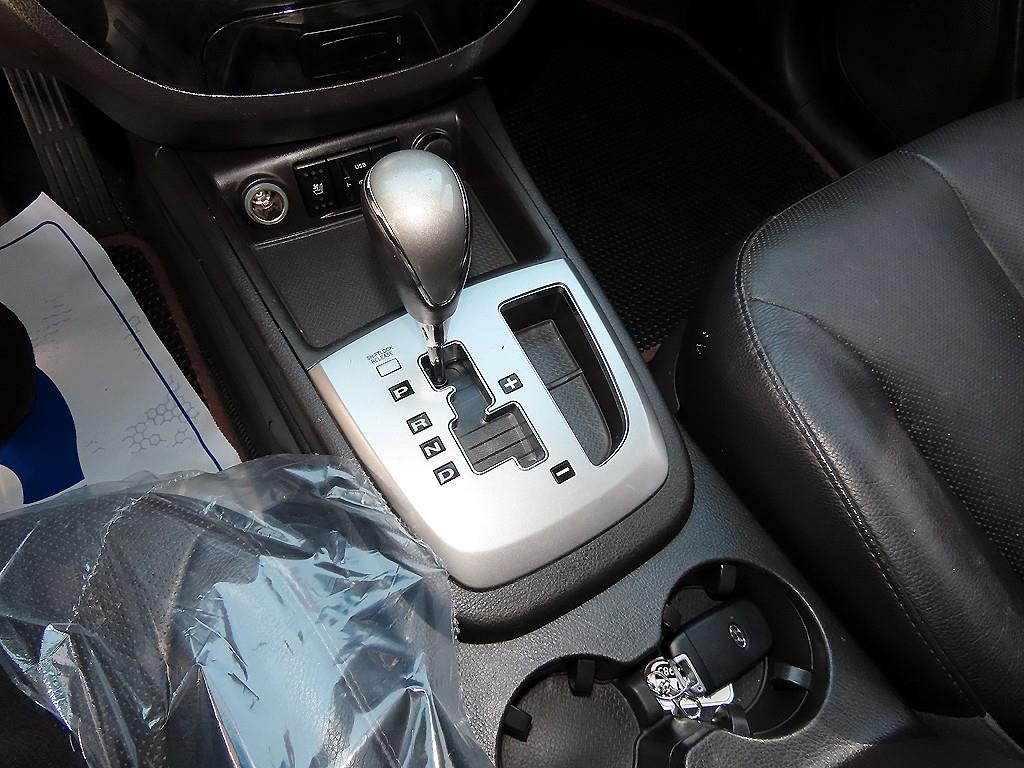 HYUNDAI Santa Fe - Vista 10