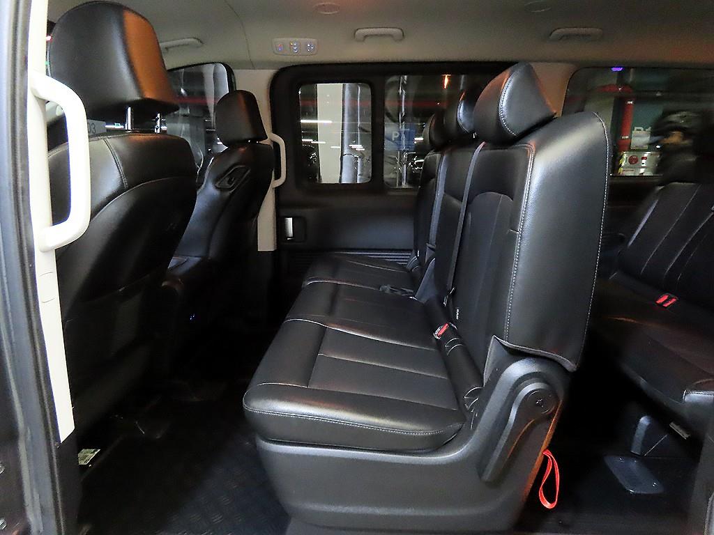 HYUNDAI Staria - Vista 7