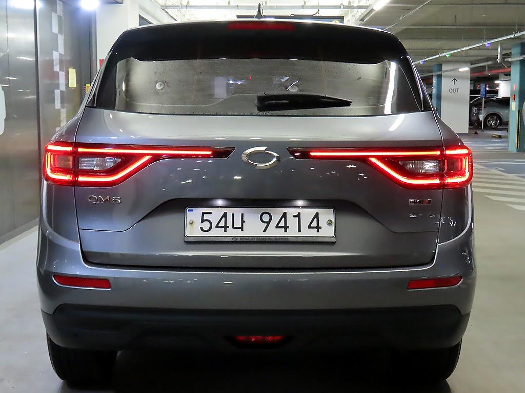 SAMSUNG QM6 - Vista 5