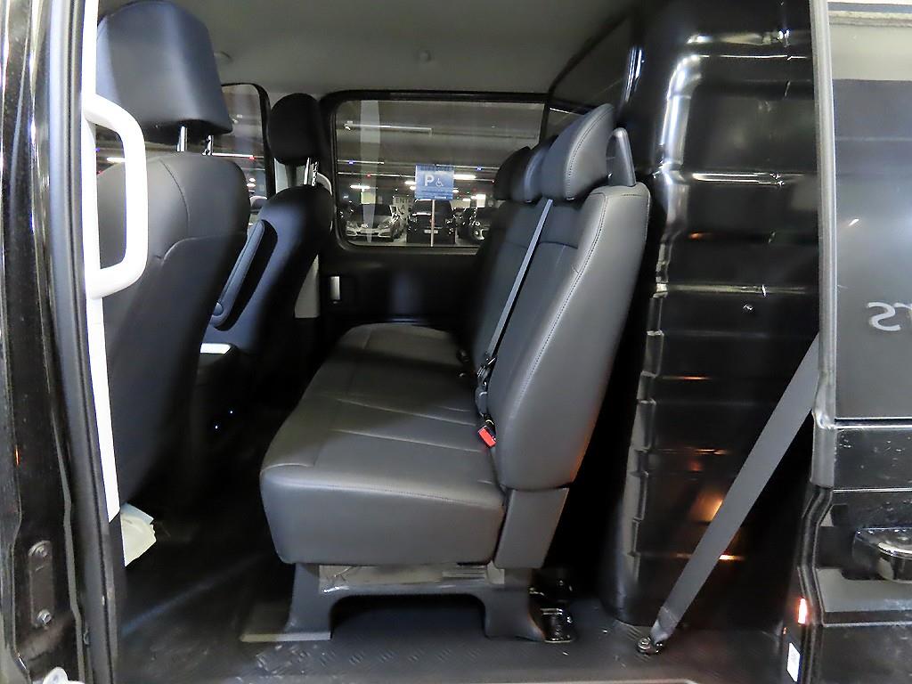 HYUNDAI Staria - Vista 7