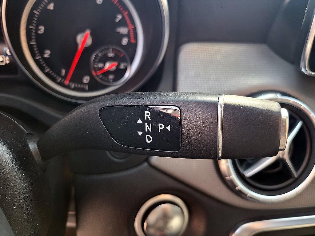 Mercedes Benz CLA Class - Vista 11