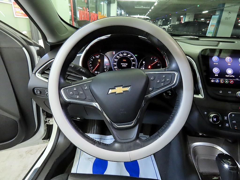 Chevrolet Malibu - Vista 8